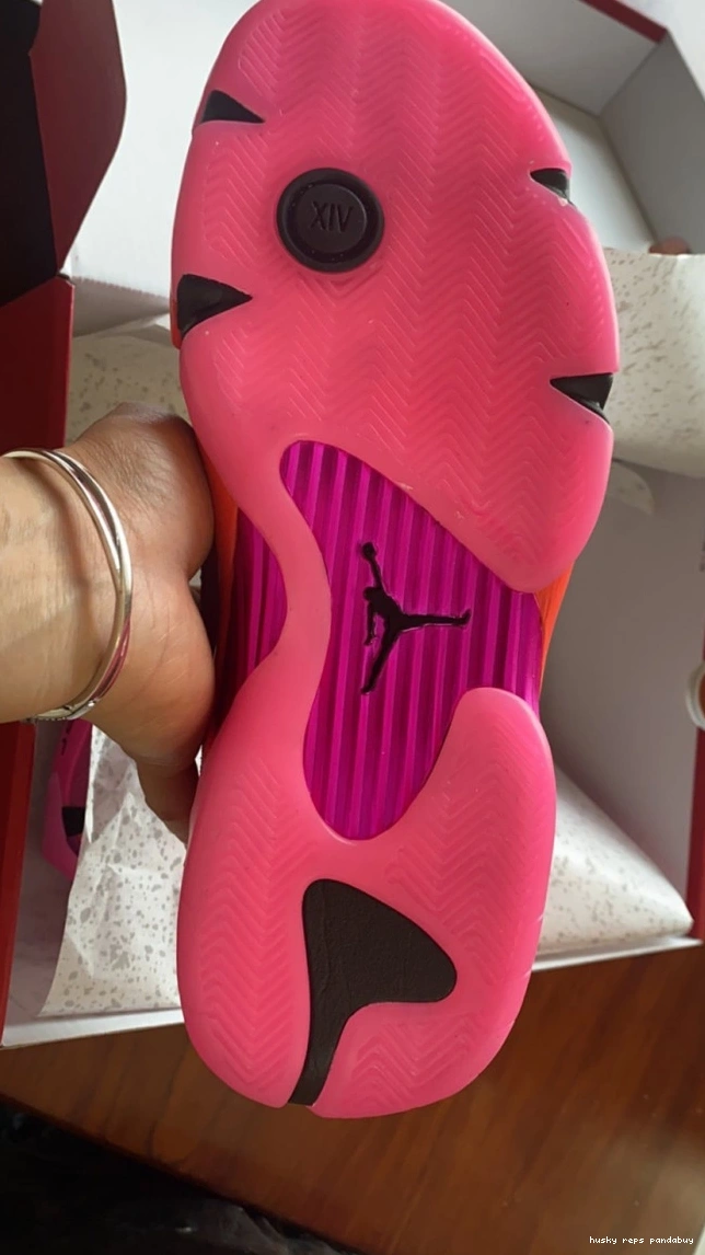 Cheap Husky Jordan Low Pink Shocking 14 (W) DH4121-600 Retro 0704
